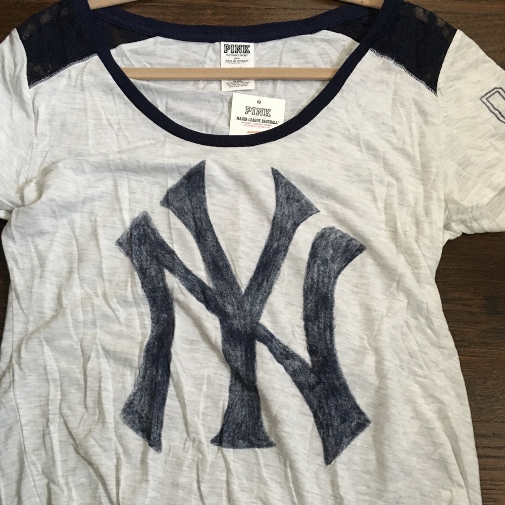 Victoria Secret MLB PINK Collection T-shirt
